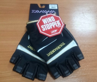 Перчатки рыбол.Daiwa Gore-Tex б/пальцев,синт. Перчатки рыбол.Daiwa Gore-Tex б/пальцев,синт.