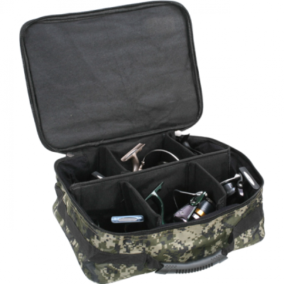 sumka-dlya-ribolovnih-katushek-mikado-r004p-38-h-29-h-13-sm-kamuflyazhnaya_1png