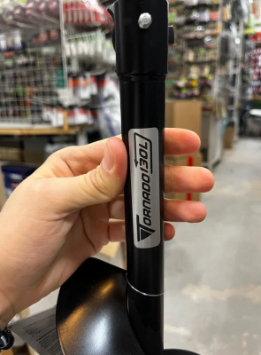 Ледобур Торнадо-М2 Мини 130мм левое вращение без чехла Ледобур Торнадо-М2 Мини 130мм левое вращение без чехла