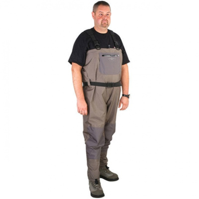 Полукомбинезон забродный с неопреновым носком Mikado, XL Полукомбинезон забродный с неопреновым носком Mikado, XL